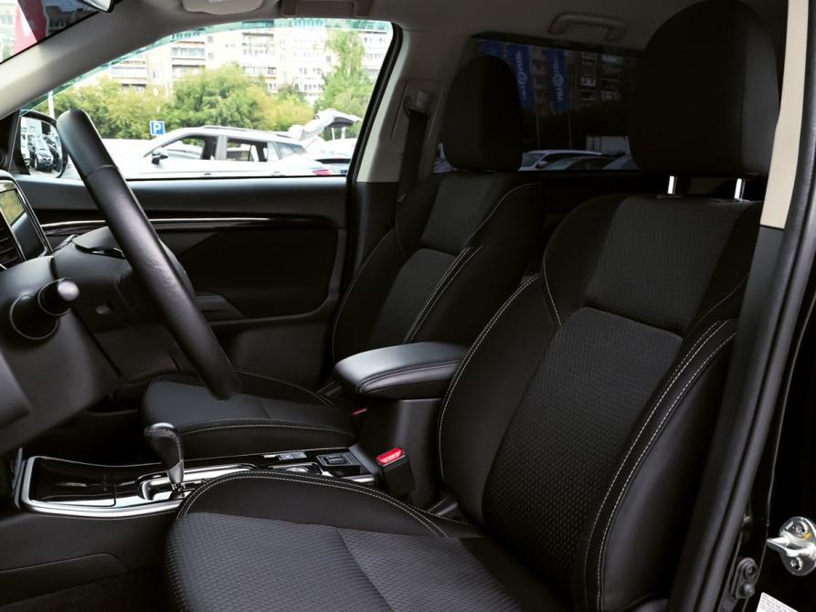 Mitsubishi Outlander III Рестайлинг 3 Екатеринбург  - изображение 16
