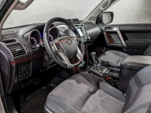 Toyota Land Cruiser Prado 150 Series Рестайлинг 1 с пробегом 2014 года, цена 4 500 000 рублей, 64061 км, внедорожник, Автокод Объявления