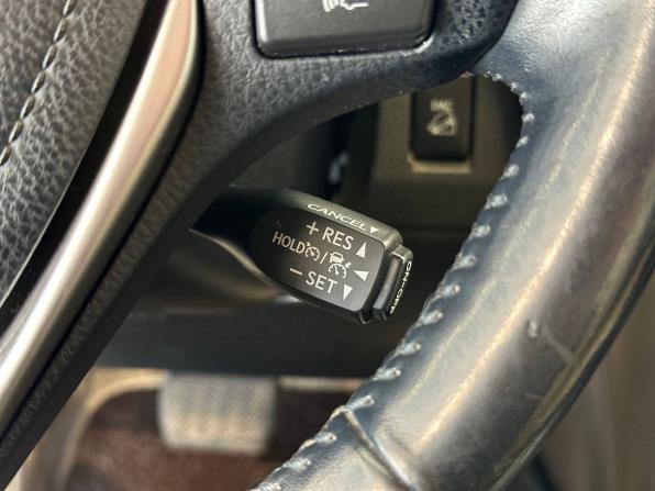 Toyota RAV4 IV (XA40) Рестайлинг с пробегом 2018 года, цена 2 635 000 рублей, 130908 км, внедорожник, Автокод Объявления