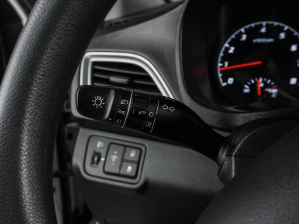 Hyundai Solaris II Рестайлинг с пробегом 2021 года, цена 1 497 000 рублей, 103114 км, седан, Автокод Объявления