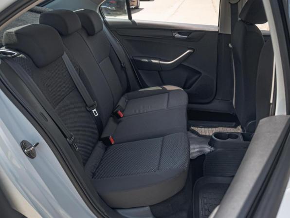 Volkswagen Polo VI с пробегом 2022 года, цена 1 449 000 рублей, 98135 км, лифтбек, Автокод Объявления