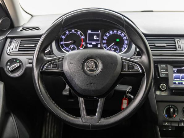 Skoda Rapid I с пробегом 2015 года, цена 1 188 000 рублей, 103249 км, лифтбек, Автокод Объявления