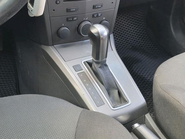 Opel Astra H с пробегом 2006 года, цена 189 000 рублей, 231603 км, хэтчбек, Автокод Объявления