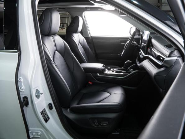Toyota Highlander IV (XU70) с пробегом 2025 года, цена 5 769 000 рублей, 117 км, внедорожник, Автокод Объявления