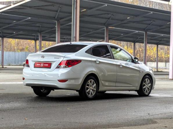 Hyundai Solaris I с пробегом 2013 года, цена 799 900 рублей, 145000 км, седан, Автокод Объявления