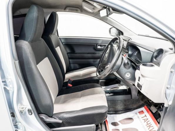 Daihatsu Mira e:S II с пробегом 2020 года, цена 675 000 рублей, 132000 км, хэтчбек, Автокод Объявления