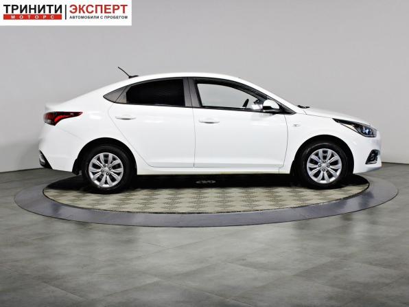 Hyundai Solaris II с пробегом 2019 года, цена 1 497 000 рублей, 90324 км, седан, Автокод Объявления