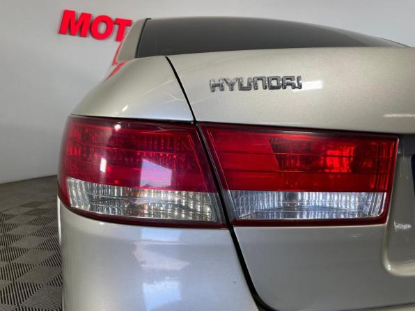 Hyundai Sonata V (NF) с пробегом 2008 года, цена 553 000 рублей, 302892 км, седан, Автокод Объявления