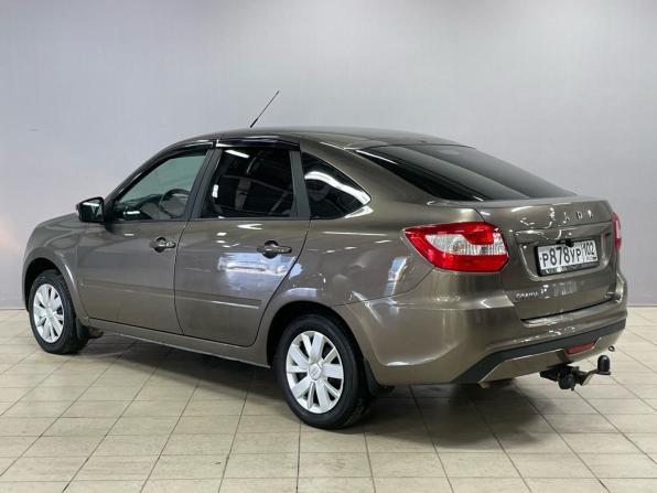 Lada (ВАЗ) Granta I Рестайлинг с пробегом 2022 года, цена 750 000 рублей, 60000 км, лифтбек, Автокод Объявления
