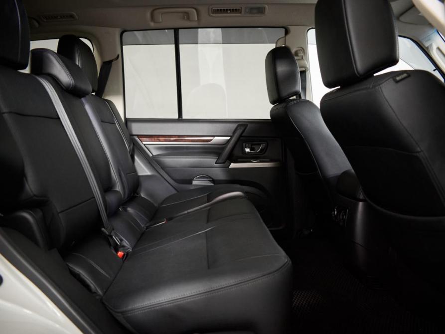 Mitsubishi Pajero IV Рестайлинг 2 Москва  - изображение 11