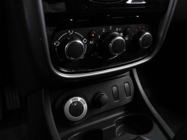 Renault Duster I с пробегом 2013 года, цена 999 000 рублей, 180418 км, внедорожник, Автокод Объявления