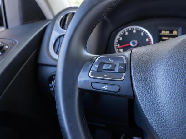 Volkswagen Tiguan I Рестайлинг с пробегом 2014 года, цена 1 279 000 рублей, 216077 км, внедорожник, Автокод Объявления