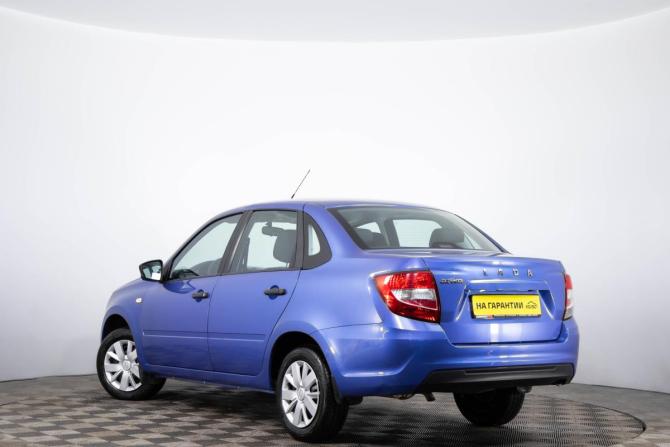 Lada (ВАЗ) Granta I Рестайлинг с пробегом 2021 года, цена 849 000 рублей, 7500 км, седан, Автокод Объявления