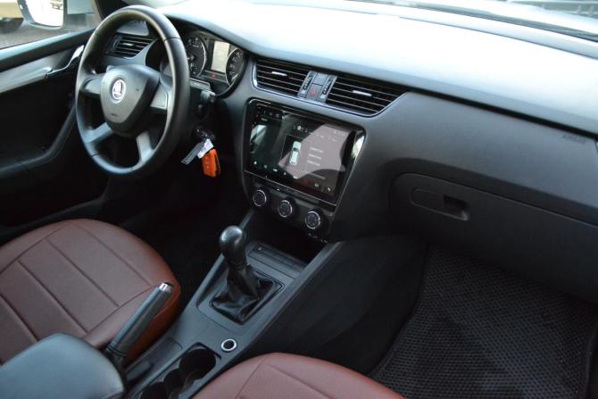 Skoda Octavia III (A7) с пробегом 2014 года, цена 880 000 рублей, 249451 км, лифтбек, Автокод Объявления