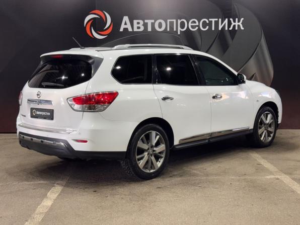 Nissan Pathfinder IV с пробегом 2015 года, цена 1 580 000 рублей, 192693 км, внедорожник, Автокод Объявления