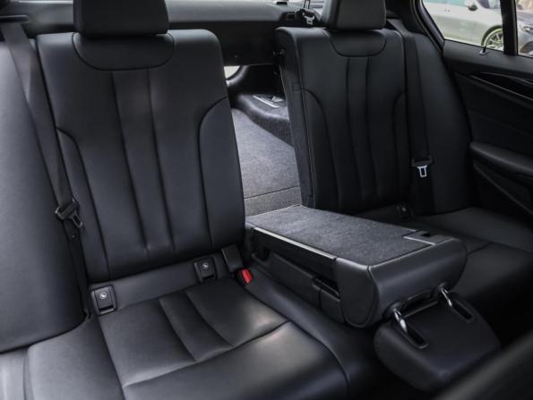 BMW 5 серии VII (G30/G31/G38) с пробегом 2017 года, цена 2 375 000 рублей, 266703 км, седан, Автокод Объявления