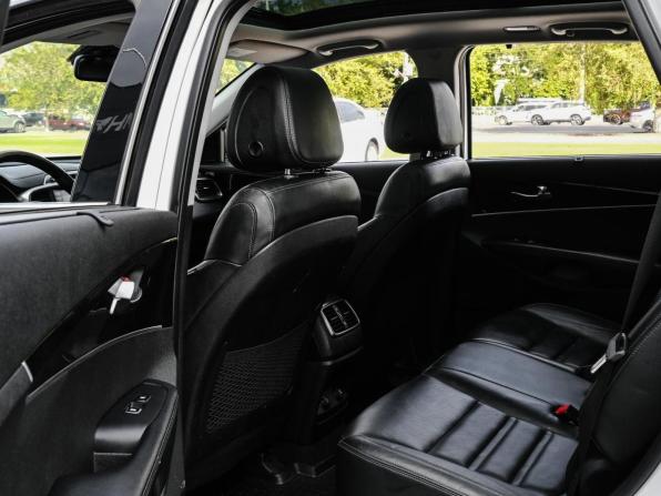 Kia Sorento III Prime с пробегом 2017 года, цена 2 199 000 рублей, 343987 км, внедорожник, Автокод Объявления