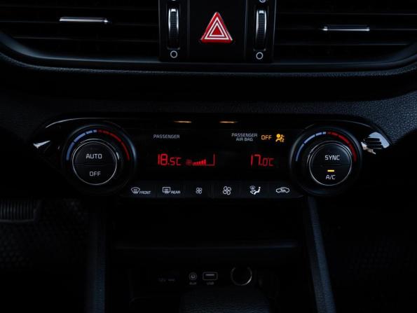 Kia Forte III с пробегом 2019 года, цена 1 860 000 рублей, 96541 км, седан, Автокод Объявления