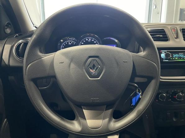 Renault Logan II с пробегом 2018 года, цена 769 000 рублей, 118343 км, седан, Автокод Объявления