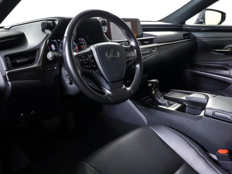 Lexus ES VII Москва  - изображение 16