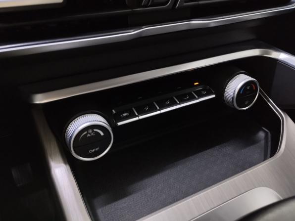 Geely Coolray I с пробегом 2023 года, цена 1 620 000 рублей, 81000 км, внедорожник, Автокод Объявления