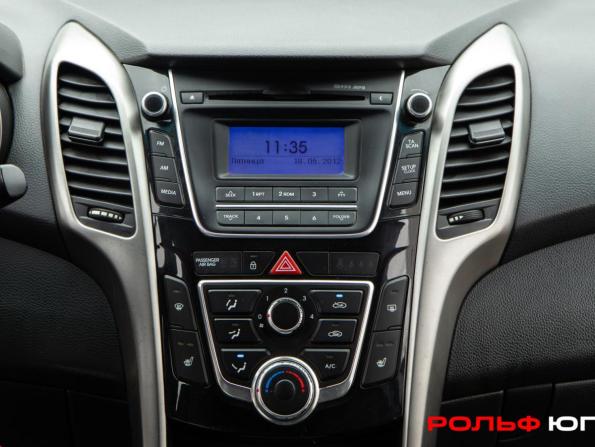 Hyundai i30 II с пробегом 2013 года, цена 888 000 рублей, 218350 км, хэтчбек, Автокод Объявления