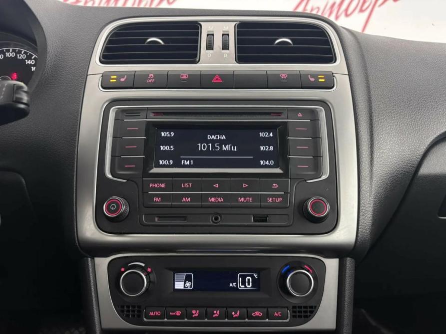 Volkswagen Polo V Рестайлинг Псков  - изображение 14