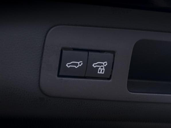 Toyota Land Cruiser 300 Series с пробегом 2024 года, цена 11 200 000 рублей, 18041 км, внедорожник, Автокод Объявления