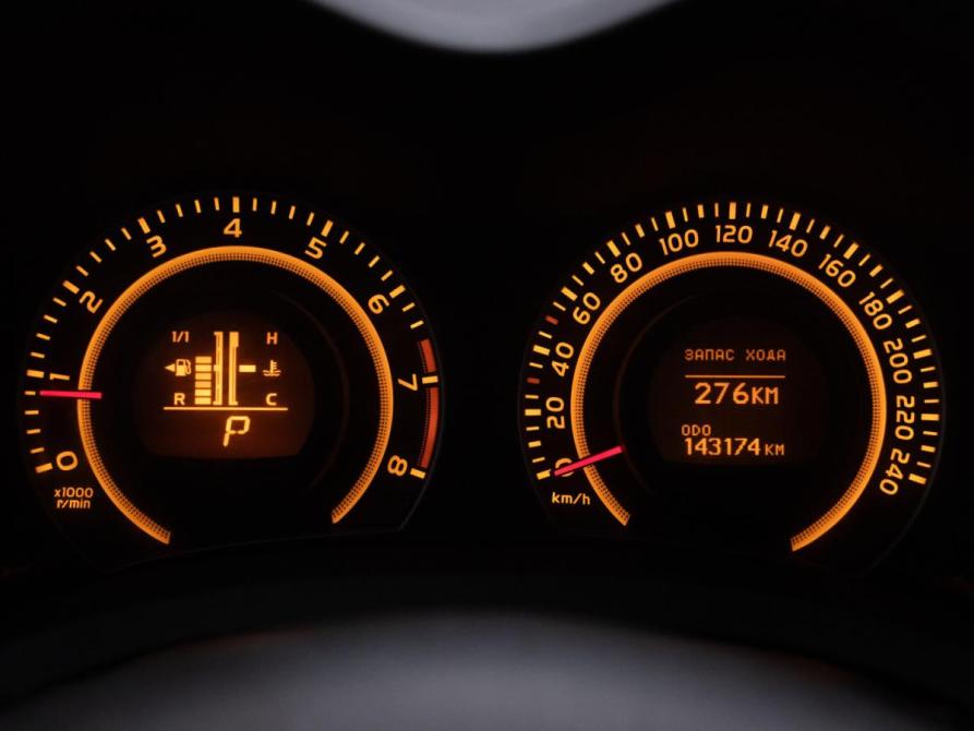 Toyota Auris I Москва  - изображение 12
