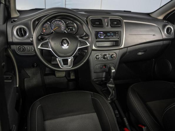 Renault Logan II Рестайлинг с пробегом 2022 года, цена 1 170 000 рублей, 81404 км, седан, Автокод Объявления