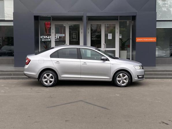 Skoda Rapid I Рестайлинг с пробегом 2019 года, цена 1 335 000 рублей, 124100 км, лифтбек, Автокод Объявления
