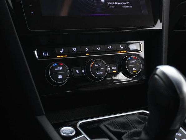 Volkswagen Passat B8 Рестайлинг с пробегом 2020 года, цена 3 149 046 рублей, 67752 км, седан, Автокод Объявления