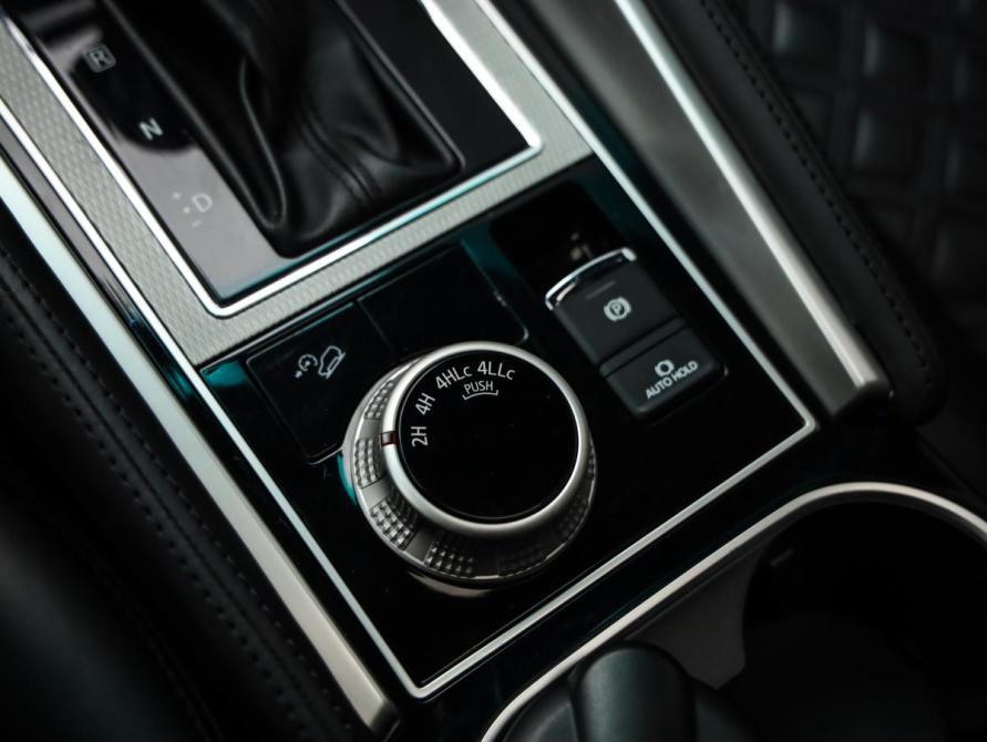 Mitsubishi Montero Sport III Рестайлинг Санкт-Петербург  - изображение 21