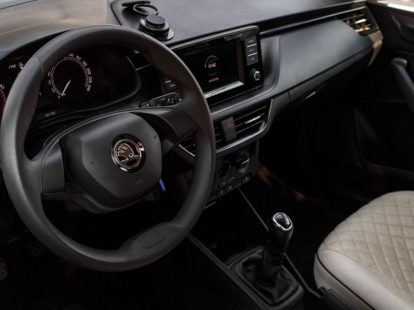 Skoda Rapid I Рестайлинг с пробегом 2020 года, цена 1 360 000 рублей, 135281 км, лифтбек, Автокод Объявления