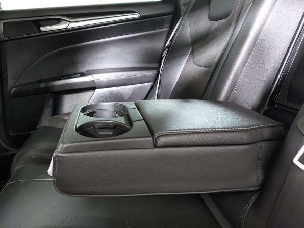 Ford Mondeo V с пробегом 2016 года, цена 1 350 000 рублей, 235000 км, седан, Автокод Объявления