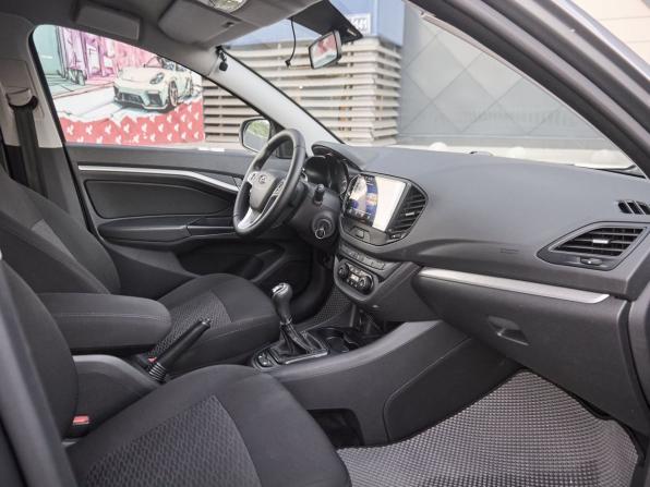 Lada (ВАЗ) Vesta I с пробегом 2019 года, цена 1 027 000 рублей, 76707 км, универсал, Автокод Объявления