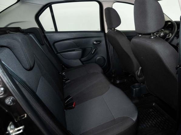 Renault Logan II Рестайлинг с пробегом 2021 года, цена 1 092 000 рублей, 83621 км, седан, Автокод Объявления