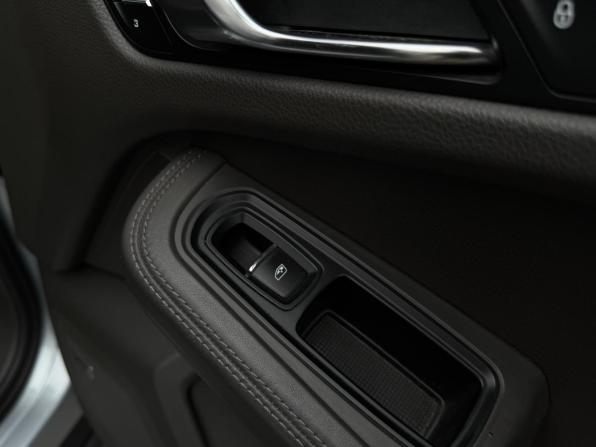 Porsche Macan I Рестайлинг с пробегом 2019 года, цена 4 990 000 рублей, 83000 км, внедорожник, Автокод Объявления