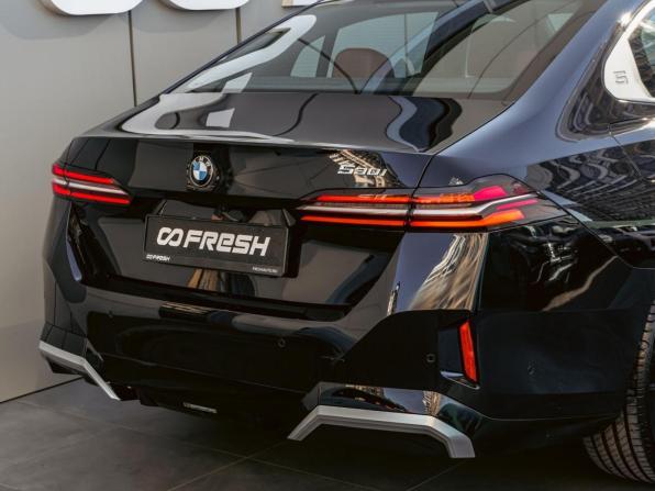 BMW 5 серии VIII (G60/G61/G68) с пробегом 2025 года, цена 7 499 000 рублей, 4420 км, седан, Автокод Объявления