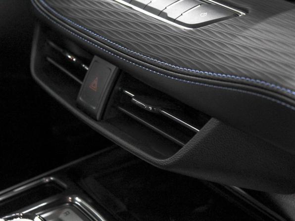 Haval Jolion I Рестайлинг с пробегом 2025 года, цена 2 399 900 рублей, 5 км, внедорожник, Автокод Объявления