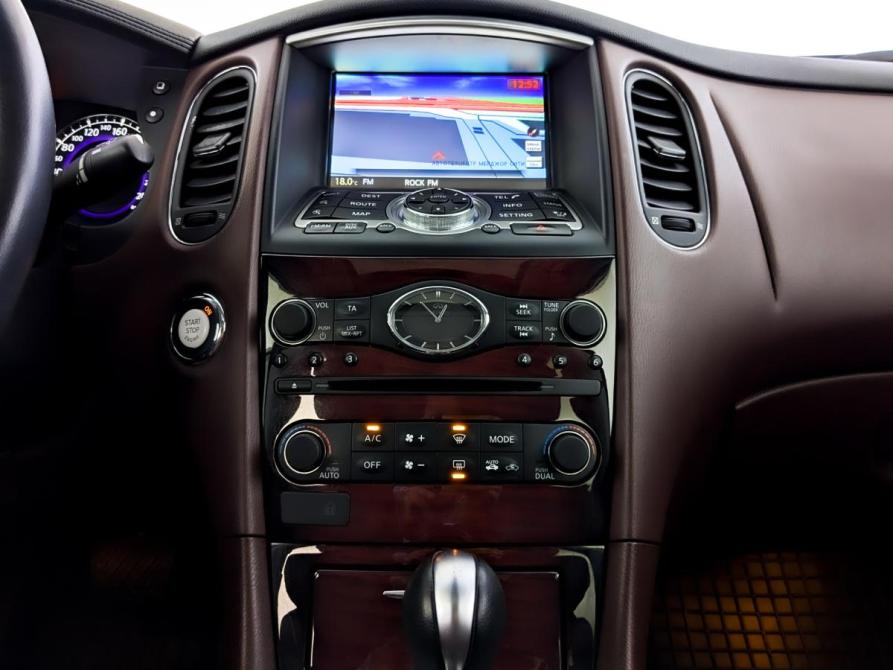 Infiniti QX50 I Рестайлинг Москва  - изображение 15
