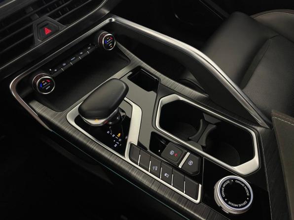 Geely Tugella I Рестайлинг с пробегом 2023 года, цена 2 820 000 рублей, 57605 км, внедорожник, Автокод Объявления