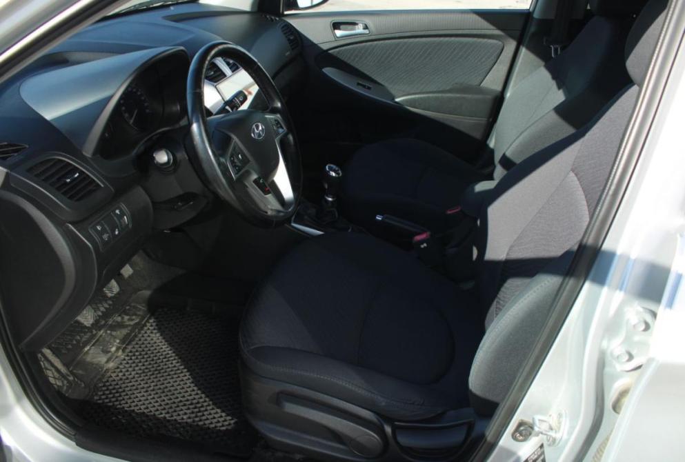 Hyundai Solaris I Саратов  - изображение 14