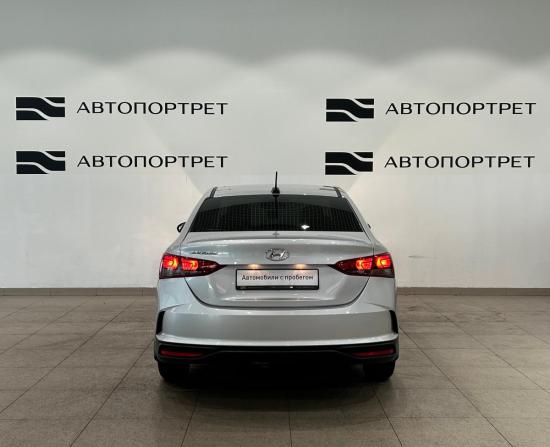 Hyundai Solaris II Рестайлинг с пробегом 2021 года, цена 1 419 000 рублей, 125516 км, седан, Автокод Объявления