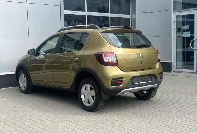 Renault Sandero II с пробегом 2015 года, цена 790 000 рублей, 177812 км, хэтчбек, Автокод Объявления