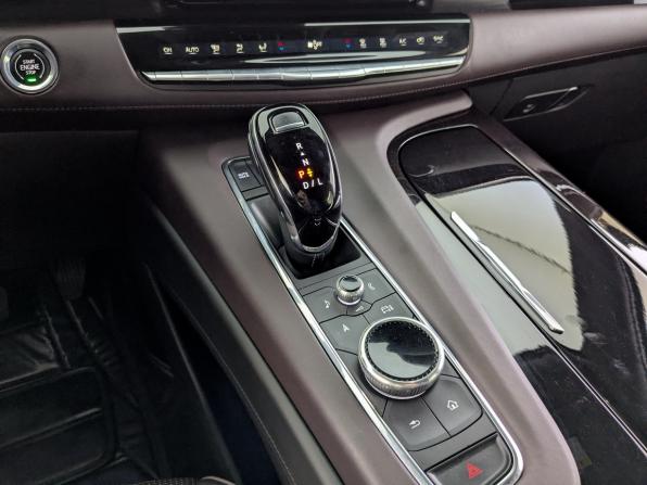 Cadillac Escalade V с пробегом 2023 года, цена 11 000 000 рублей, 40540 км, внедорожник, Автокод Объявления