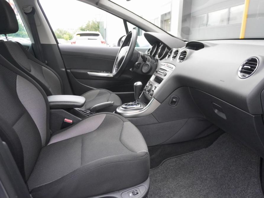 Peugeot 308 I Москва  - изображение 11