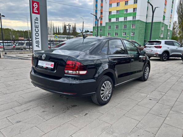 Volkswagen Polo V Рестайлинг с пробегом 2019 года, цена 1 453 100 рублей, 93432 км, седан, Автокод Объявления