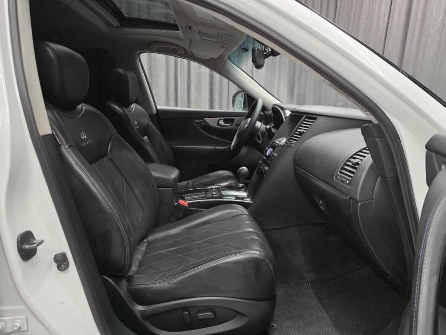 Infiniti QX70 Красноярск  - изображение 13