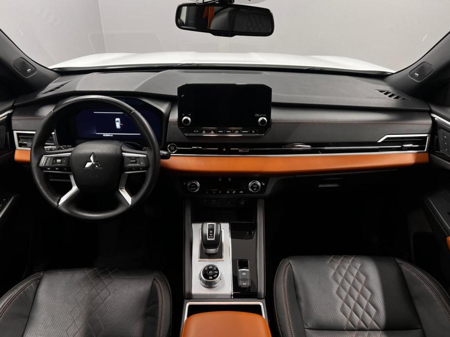 Mitsubishi Outlander IV Санкт-Петербург  - изображение 14